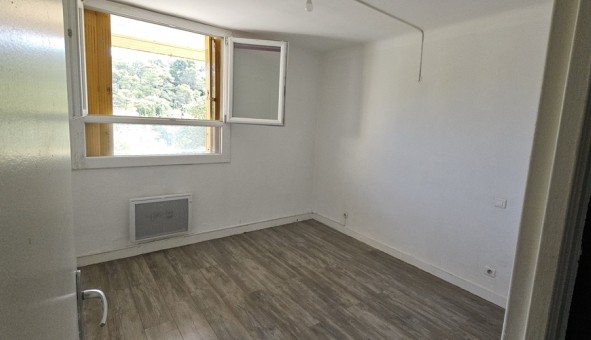 Logement �tudiant T3 &agrave; N�mes (30000)