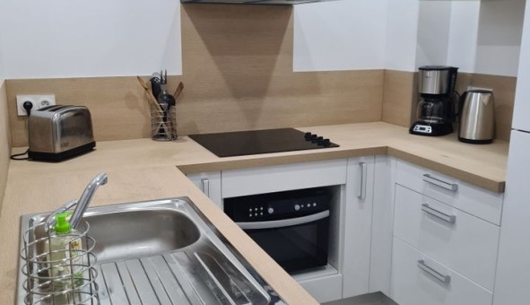 Logement �tudiant Location T3 Vide N�mes (30000)