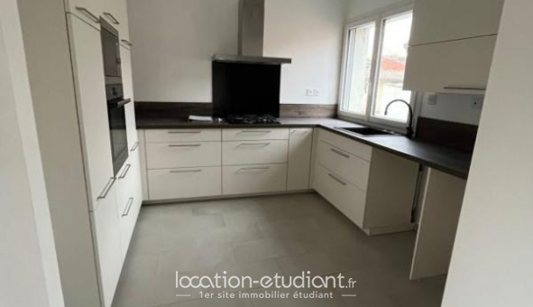 Logement �tudiant Location T3 Vide N�mes (30000)