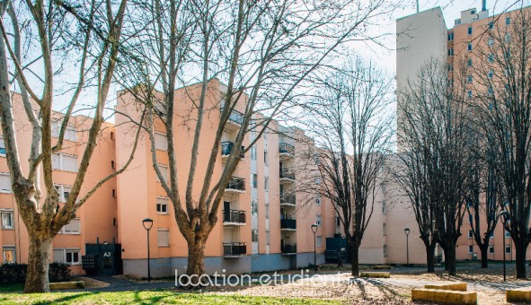 Logement �tudiant T3 &agrave; N�mes (30000)