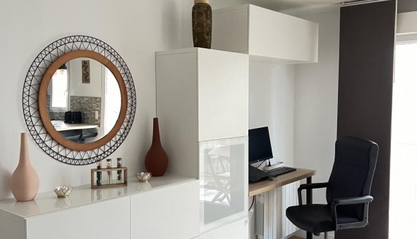 Logement �tudiant T3 &agrave; Noisy le Grand (93160)