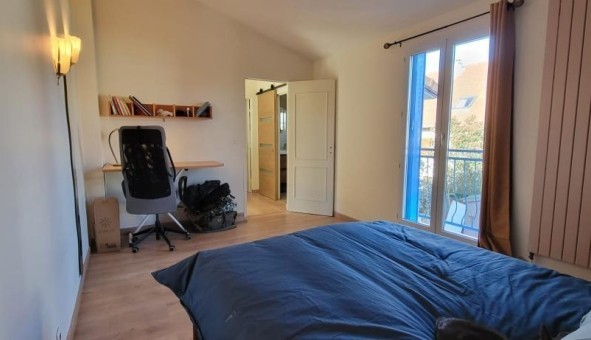 Logement �tudiant T3 &agrave; Noisy le Grand (93160)