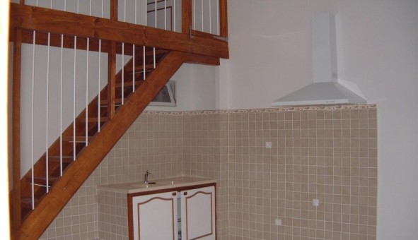 Logement �tudiant T3 &agrave; Olli�res (83470)