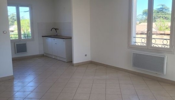 Logement �tudiant T3 &agrave; Olli�res (83470)
