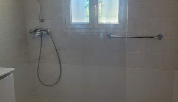 Logement �tudiant T3 &agrave; Olli�res (83470)