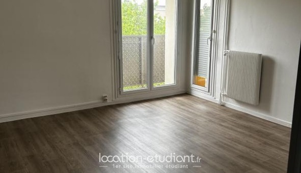 Logement étudiant T3 à Orange (84100)