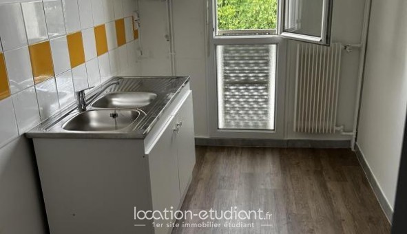 Logement étudiant T3 à Orange (84100)