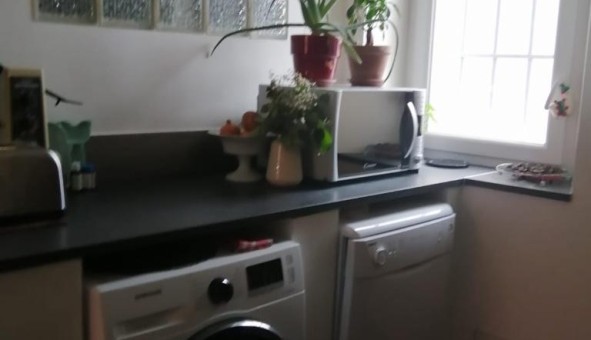 Logement tudiant T3 à Orange (84100)