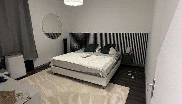 Logement tudiant T3 à Orange (84100)