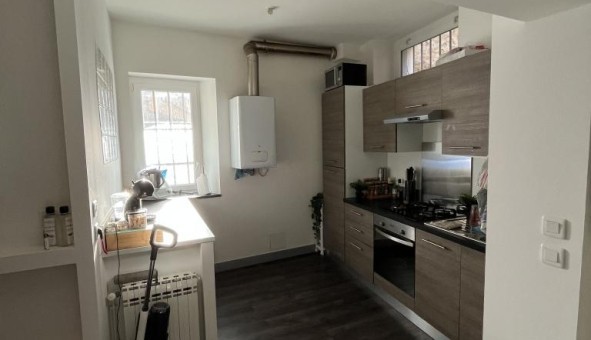 Logement tudiant T3 à Orange (84100)