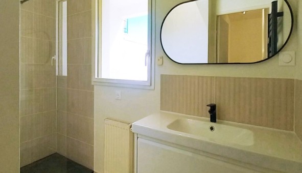 Logement �tudiant T3 &agrave; Orli�nas (69530)