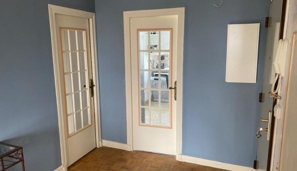 Logement �tudiant T3 &agrave; Orli�nas (69530)