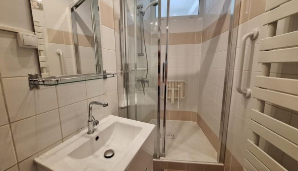 Logement tudiant T3 à Paris 15me arrondissement (75015)