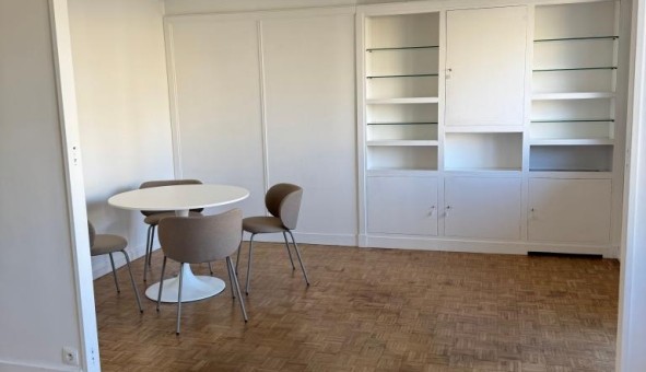 Logement tudiant Location T3 Vide Paris 16me arrondissement (75016)