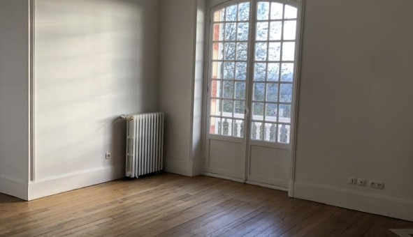 Logement tudiant T3 à Parmain (95620)