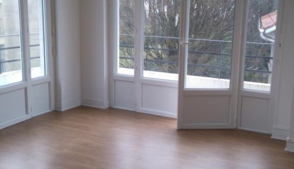 Logement tudiant Location T3 Vide Pau (64000)