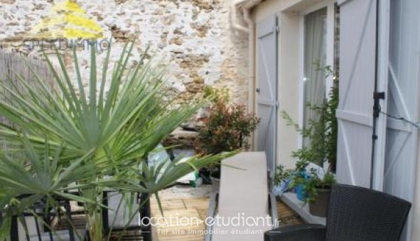 Logement tudiant T3 à Prigny (94520)