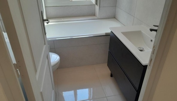 Logement tudiant T3 à Pzilla la Rivire (66370)