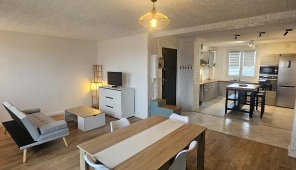 Logement �tudiant Location T3 Vide Pierre B�nite (69310)