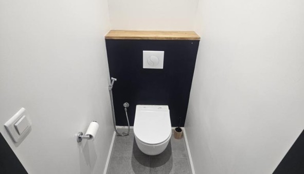 Logement �tudiant T3 &agrave; Pierre B�nite (69310)