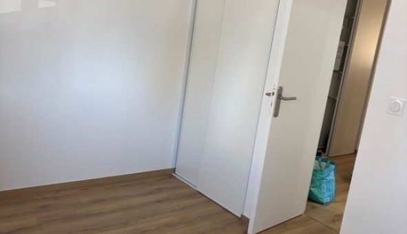 Logement �tudiant T3 &agrave; Pierre B�nite (69310)