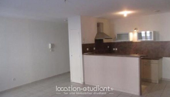 Logement tudiant T3 à Pierrelatte (26700)