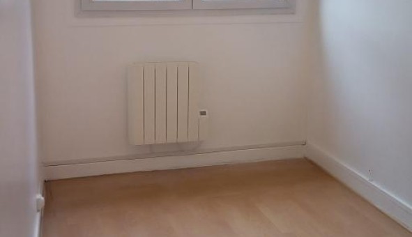 Logement étudiant Location T3 Vide Poissy (78300)