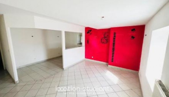 Logement tudiant T3 à Pont de Vaux (01190)