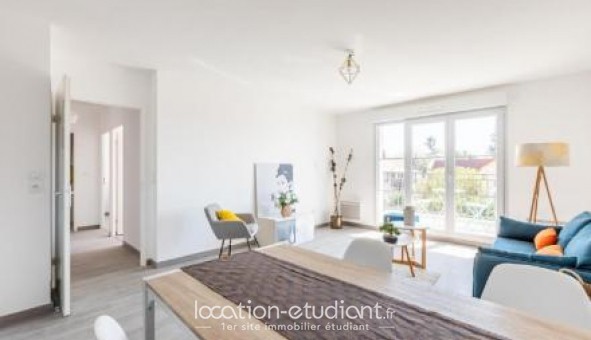 Logement tudiant T3 à Pringy (77310)