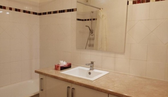 Logement tudiant T3 à Puteaux (92800)