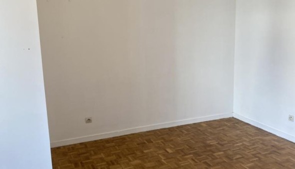 Logement tudiant T3 à Puteaux (92800)