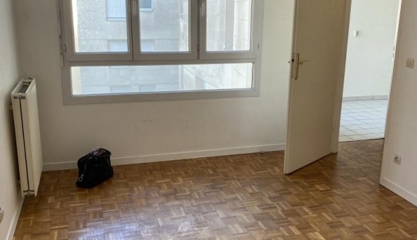 Logement tudiant T3 à Puteaux (92800)