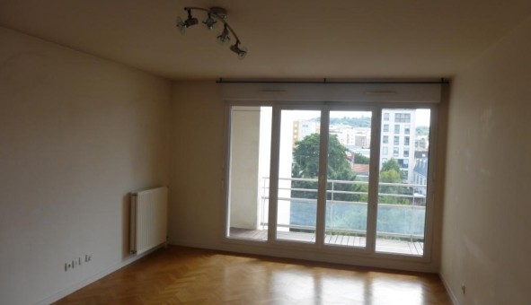 Logement tudiant T3 à Puteaux (92800)