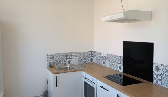 Logement �tudiant T3 &agrave; Qui�vrechain (59920)