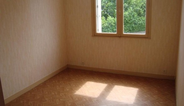 Logement �tudiant Location T3 Vide Rennes (35000)