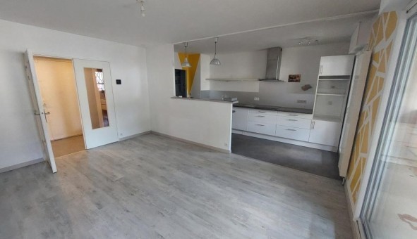 Logement tudiant T3 à Rez (44400)