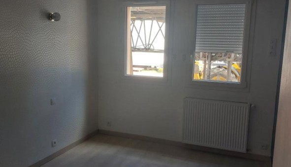 Logement tudiant T3 à Rez (44400)