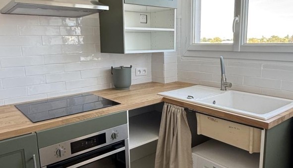 Logement tudiant T3 à Rez (44400)