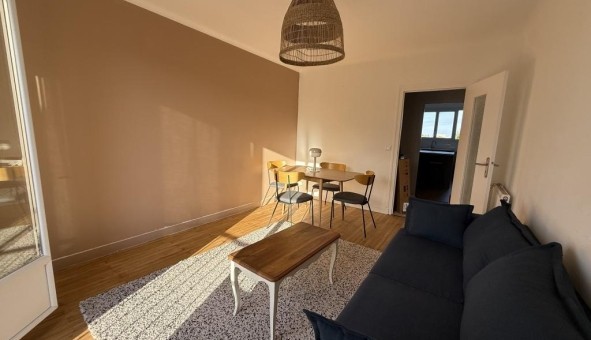 Logement tudiant T3 à Rez (44400)