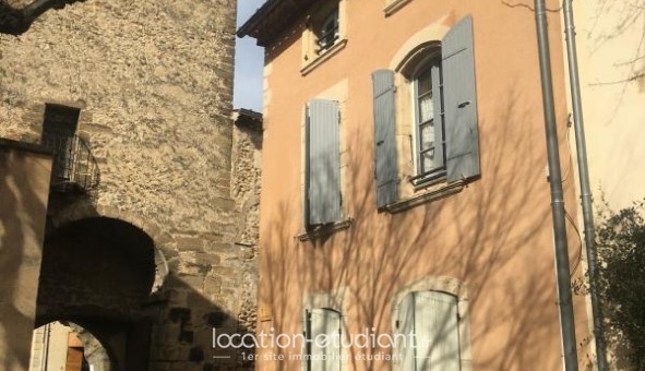Logement tudiant Location T3 Vide Richerenches (84600)