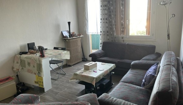 Logement tudiant T3 à Ris Orangis (91000)