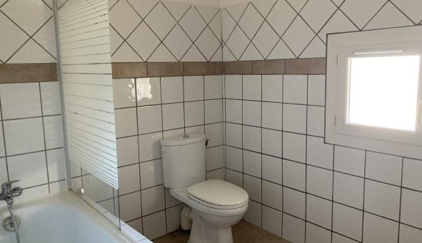 Logement �tudiant T3 &agrave; Robion (84440)