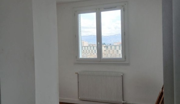 Logement �tudiant T3 &agrave; Romans sur Is�re (26100)