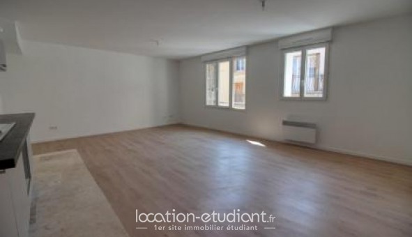 Logement tudiant Location T3 Vide Roquemaure (30150)