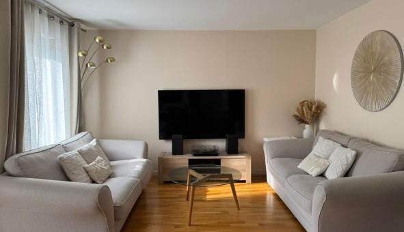 Logement tudiant Location T3 Vide Rosny sous Bois (93110)