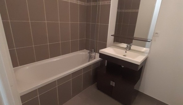 Logement tudiant T3 à Roubaix (59100)