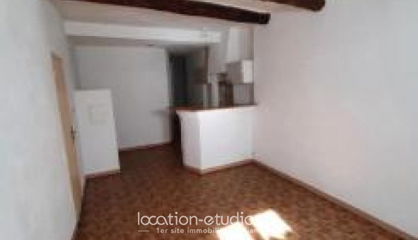 Logement étudiant T3 à Rougiers (83170)