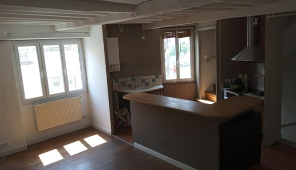 Logement tudiant T3 à Royat (63130)