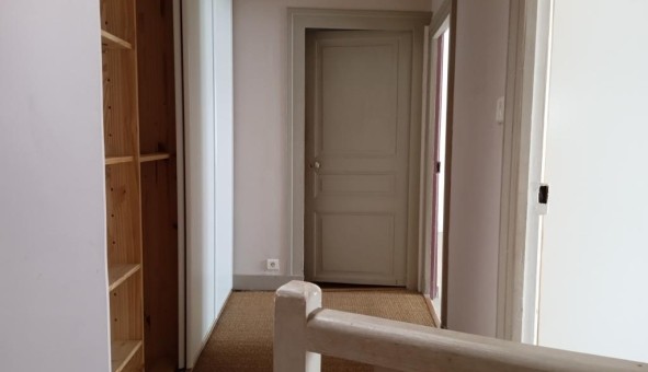 Logement tudiant T3 à Royat (63130)