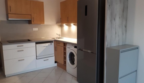 Logement tudiant Location T3 Vide Saint Cyr sur Mer (83270)